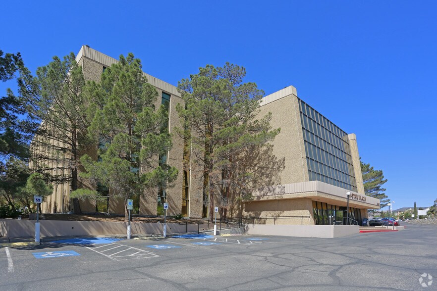 More Photos Of 6090 Surety Dr, El Paso Office For Lease