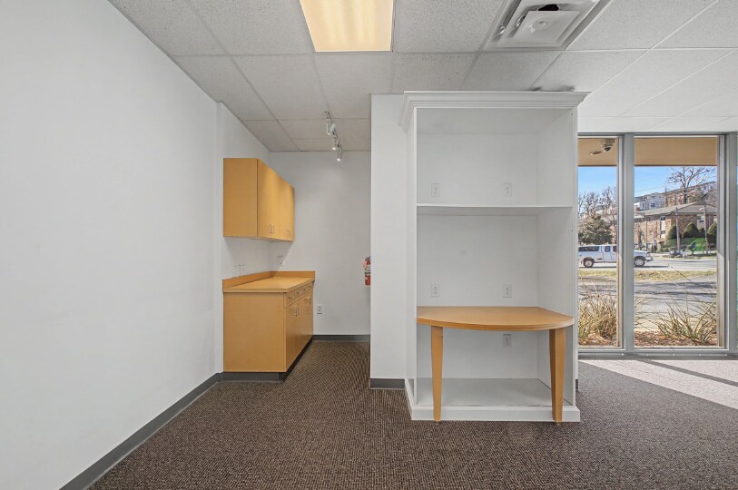 More Photos Of 280 White Bridge Pike, Nashville Freestanding For Lease