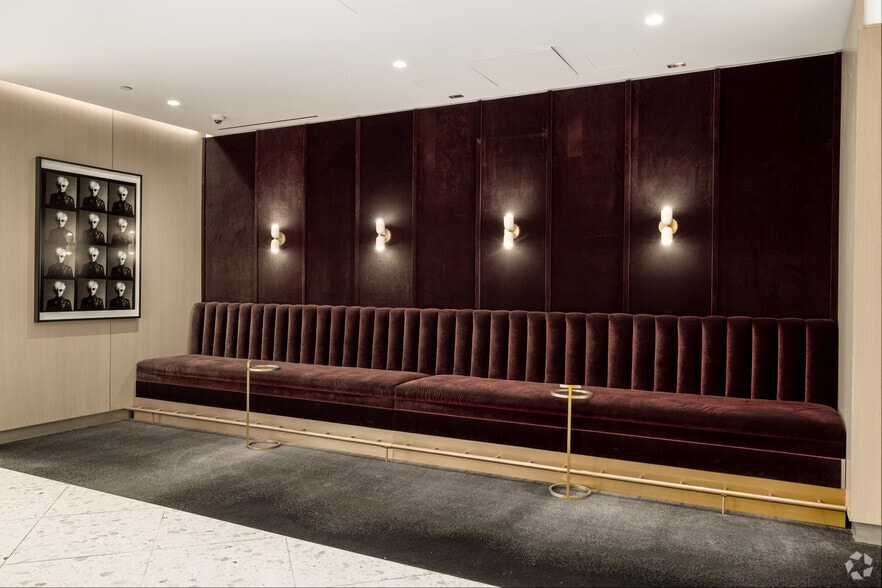 More Photos Of 3 Times Sq, New York Office For Lease