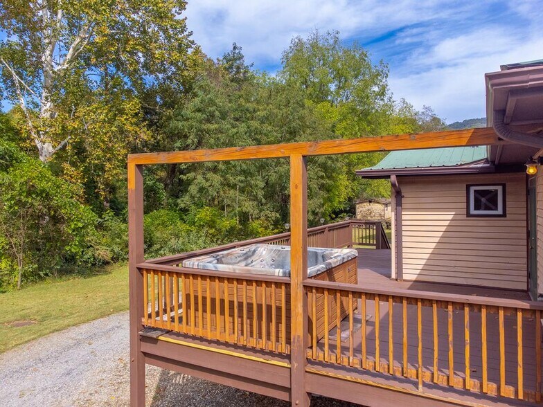 More Photos Of 3074 Old Cullowhee Rd, Cullowhee Apartments For Sale