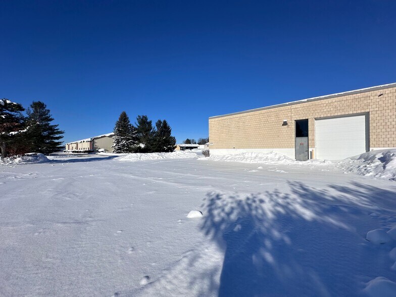 More Photos Of 3160 Continental Dr, Traverse City Warehouse For Sale