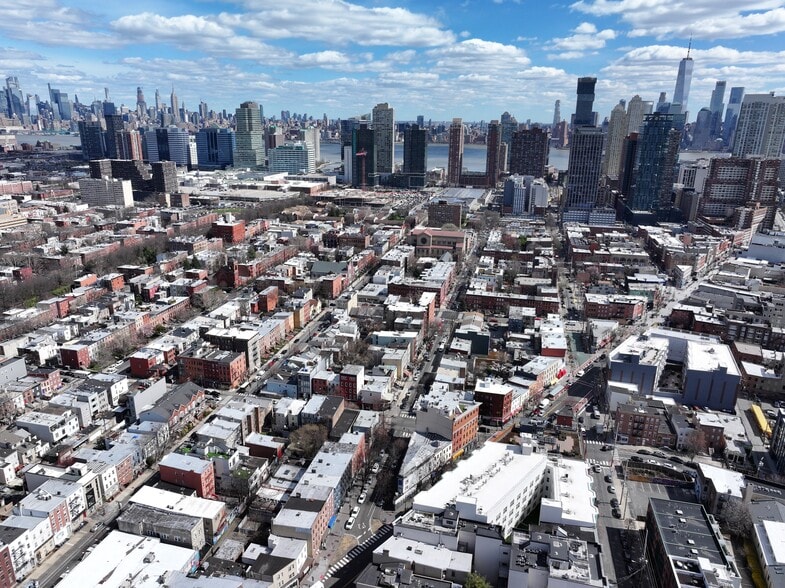 More Photos Of 236 NEWARK Ave, Jersey City Storefront Retail Office For Lease