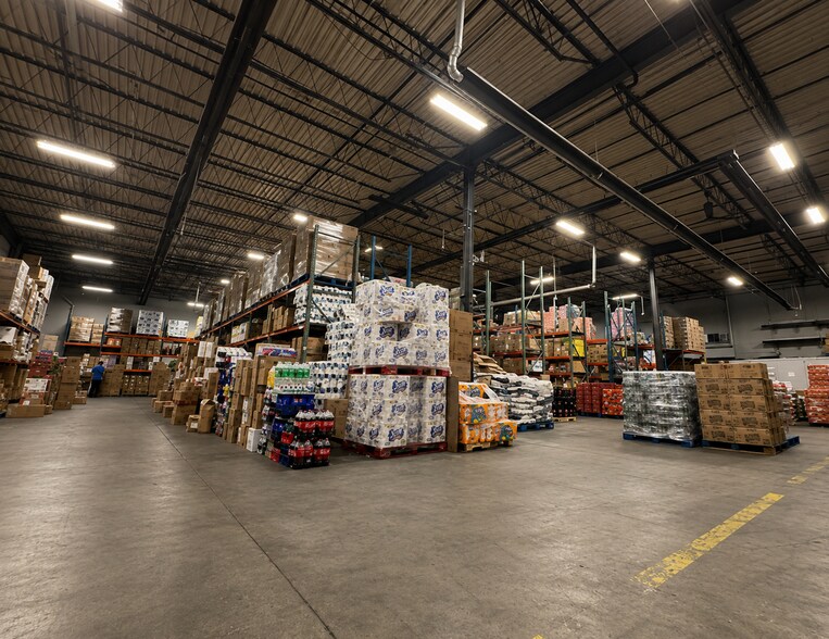 More Photos Of 241 Skip Ln, Bay Shore Warehouse For Sale