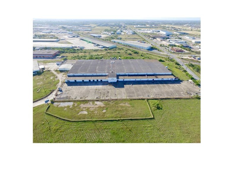 More Photos Of 6665 E 14th St, Brownsville Refrigeration Cold Storage For Sale
