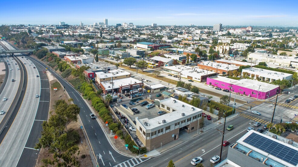 More Photos Of 1718-1720 20th St, Santa Monica General Retail For Sale