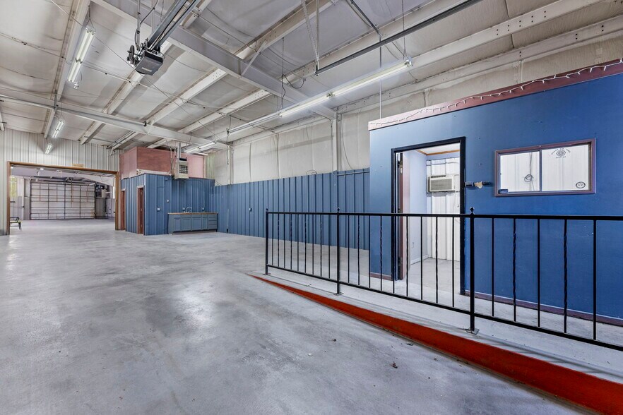 Primary Photo Of 403 Maple St, Overbrook Industrial For Sale