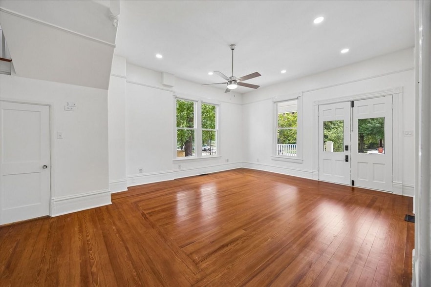 More Photos Of 1229 Heights Blvd, Houston Loft Creative Space For Lease