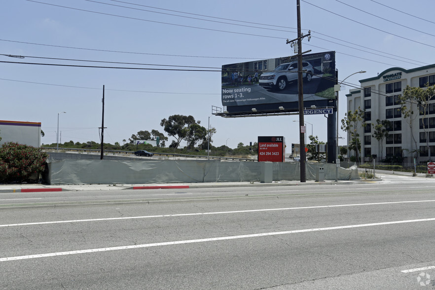 Primary Photo Of 10212 S La Cienega Blvd, Inglewood Land For Lease