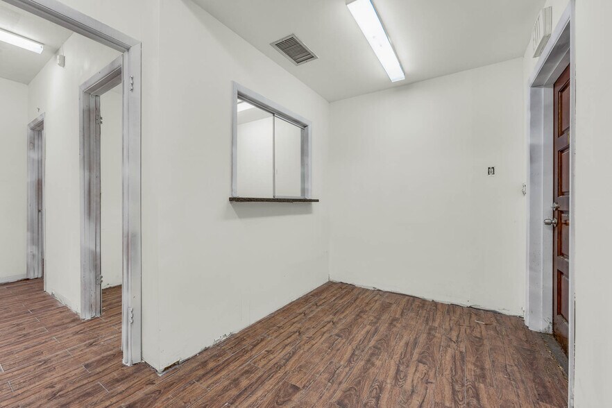 More Photos Of 2306 Lee Rd, Winter Park Medical For Lease