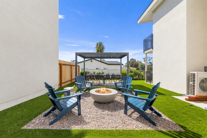 More Photos Of 6407-13 Richard st, San Diego Apartments For Sale