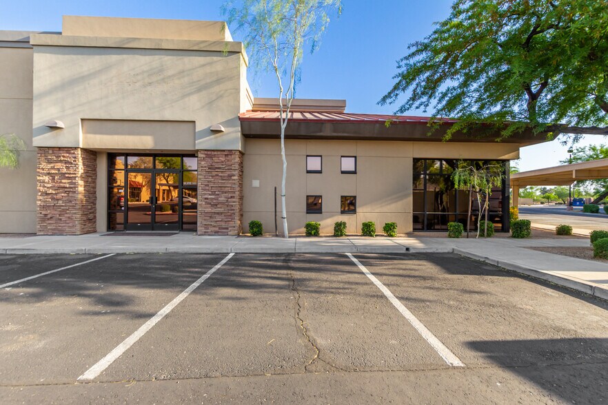 More Photos Of 8165 E Indian Bend Rd, Scottsdale Medical For Lease