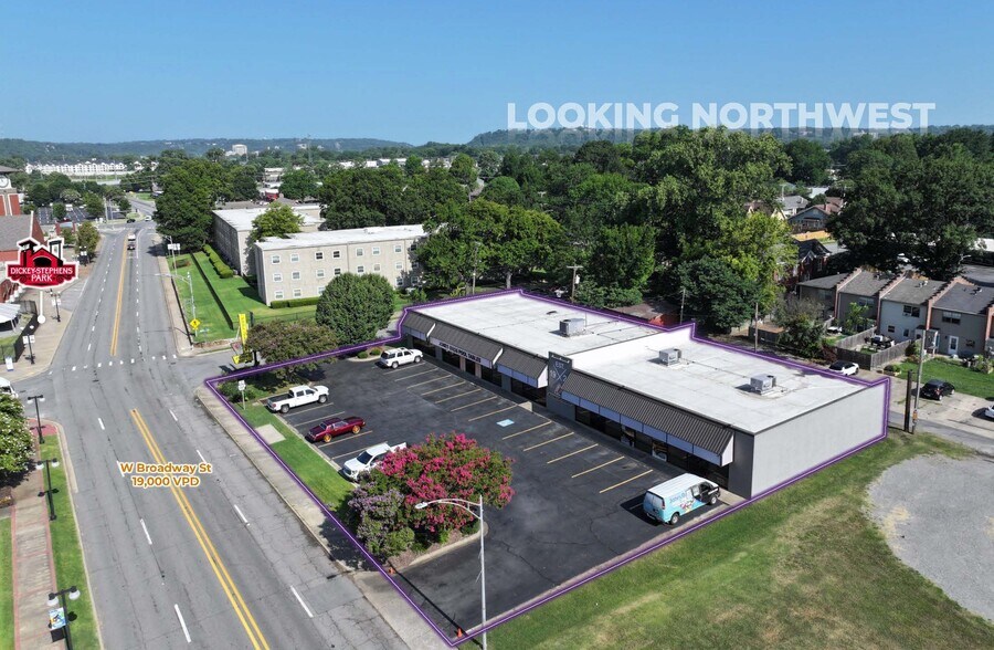 More Photos Of 309 W Broadway St, North Little Rock General Retail For Sale