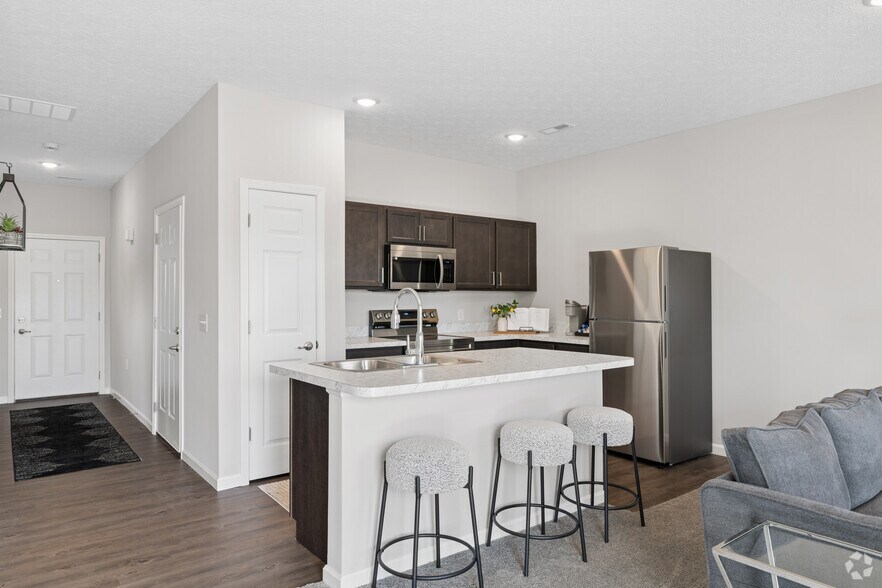 More Photos Of 11 Woodford Way, Pataskala Apartments For Sale