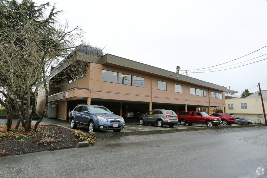 More Photos Of 3125 Colby Ave, Everett Medical For Lease