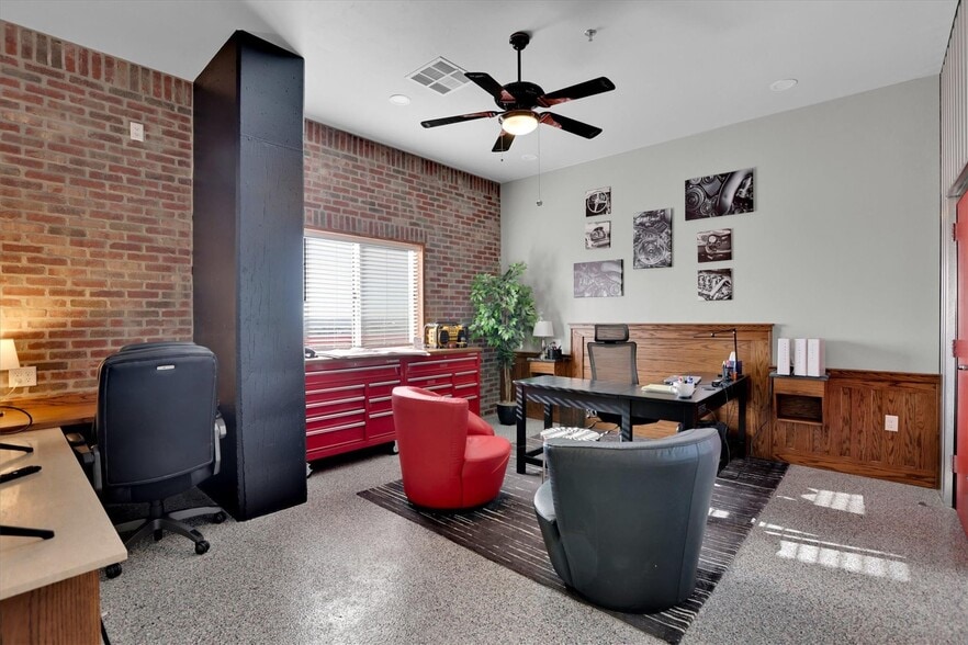 More Photos Of 3575 Lone Star Cir, Fort Worth Apartments For Sale