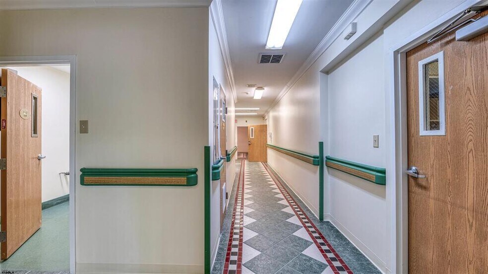 More Photos Of 301-305 Central Ave, Egg Harbor Township Medical For Lease