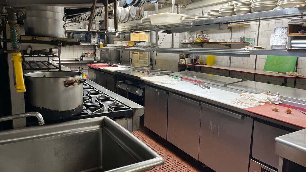 More Photos Of 268 Springfield Ave, Berkeley Heights Restaurant For Sale