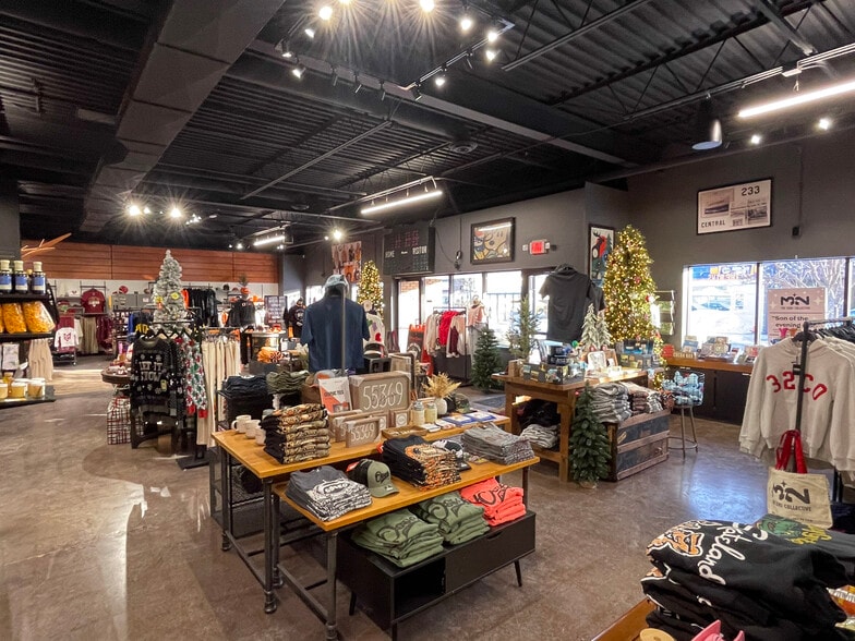 More Photos Of 233 Central Ave, Osseo Storefront For Sale