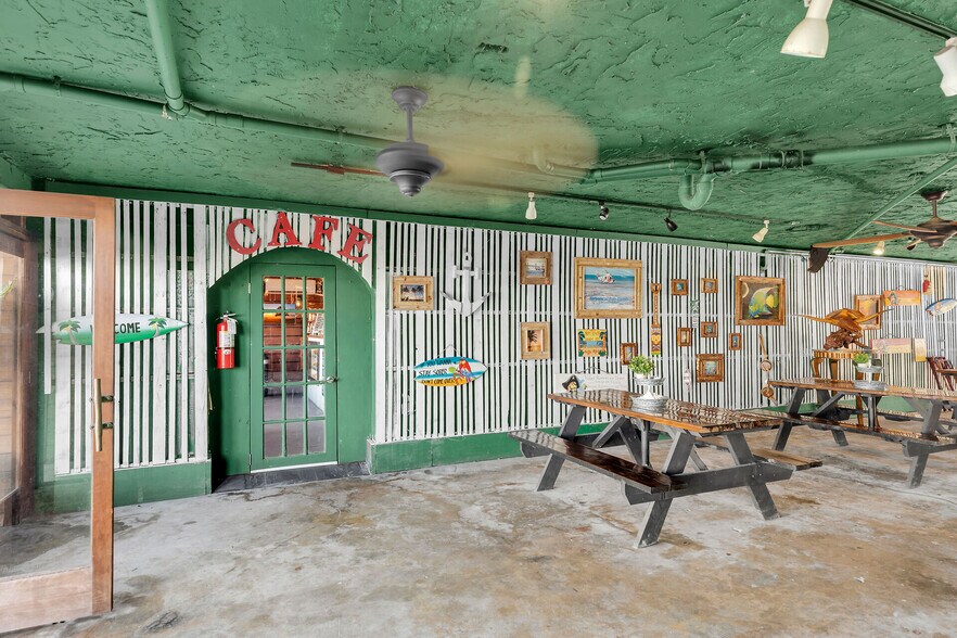 More Photos Of 90311 Old Hwy, Tavernier General Retail For Sale