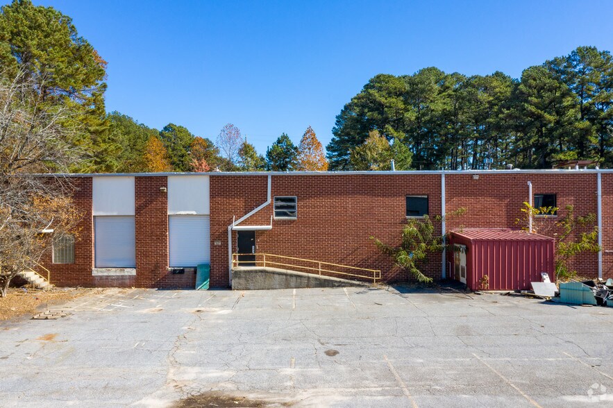 More Photos Of 4445 Wendell Dr SW, Atlanta Distribution For Lease