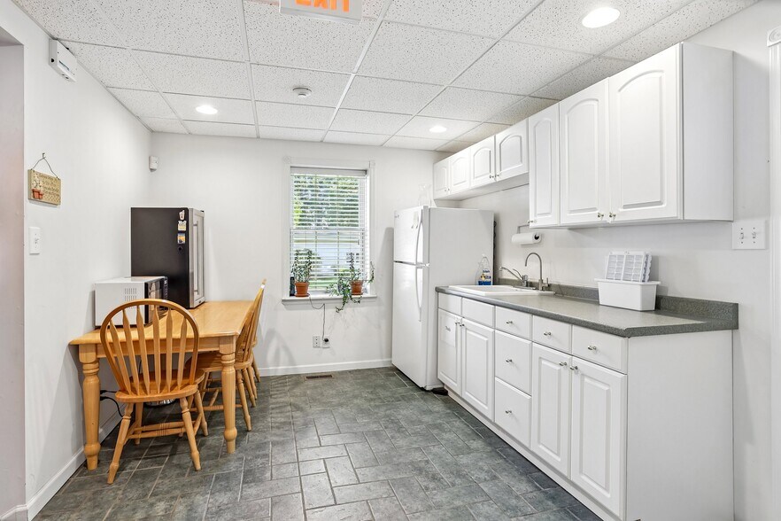 More Photos Of 841 Camden ave, Blackwood Warehouse For Sale
