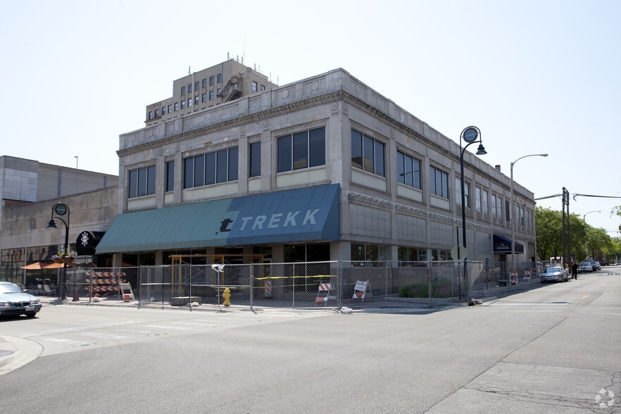 More Photos Of 134 N Main St, Rockford Office For Sale