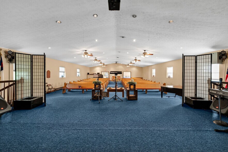 More Photos Of 9564 Hazelton-Etna SW Rd, Pataskala Religious Facility For Sale