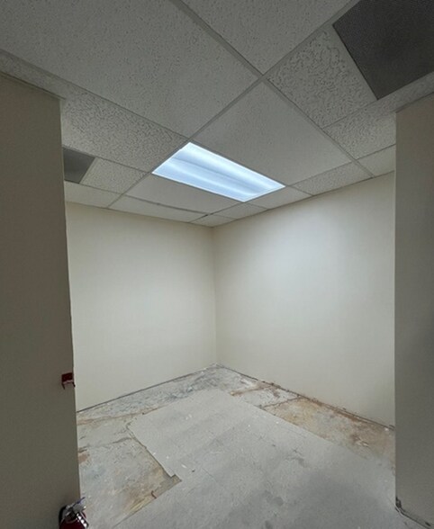 More Photos Of 2412 N Ponderosa Dr, Camarillo Medical For Sale