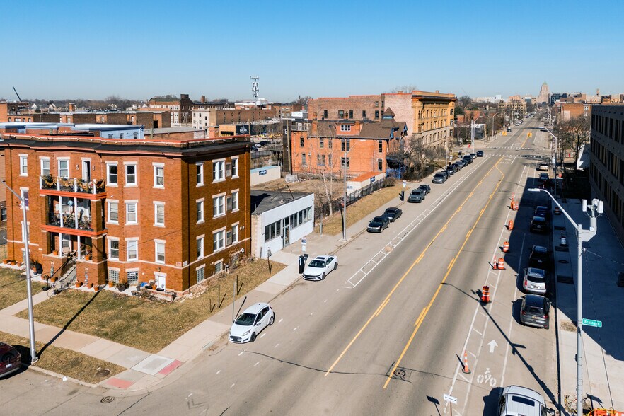 More Photos Of 3711 2nd Ave, Detroit General Retail For Sale