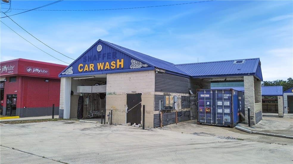 Primary Photo Of 7850 Callaghan Rd, San Antonio Carwash For Sale