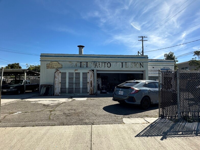 More Photos Of 1429 W 5th St, Santa Ana Auto Repair For Sale
