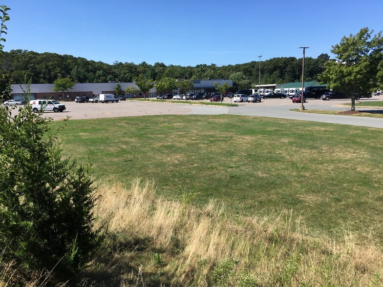 More Photos Of 428-438 Court St, Plymouth Light Manufacturing For Lease