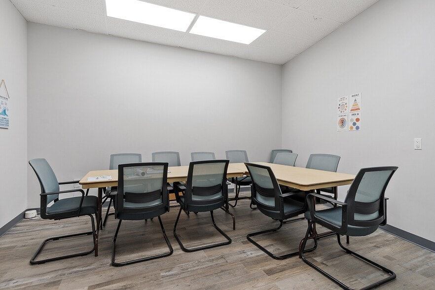 More Photos Of 281 Main St, Fitchburg Storefront Retail Office For Sale