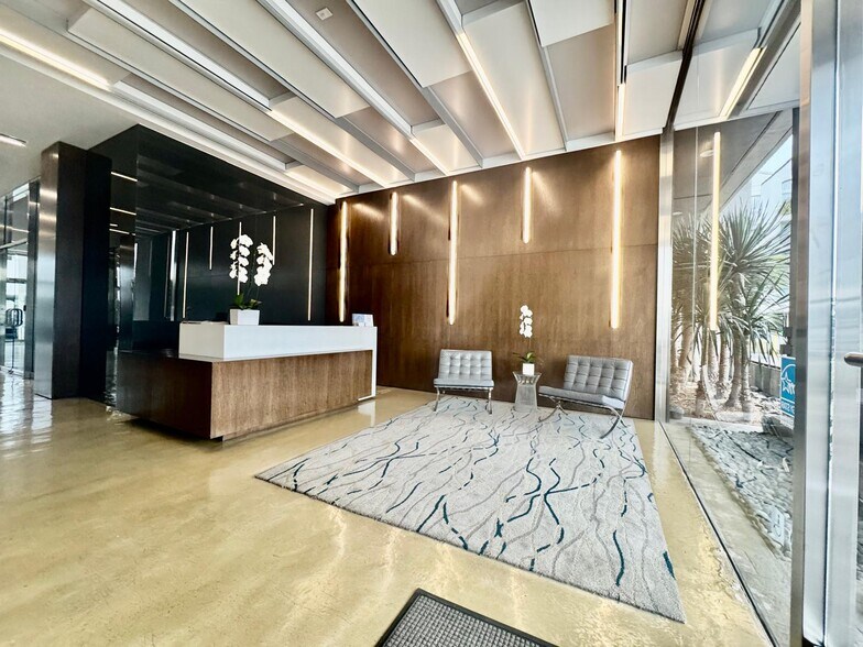 More Photos Of 13274 Fiji Way, Marina Del Rey Office Residential For Lease