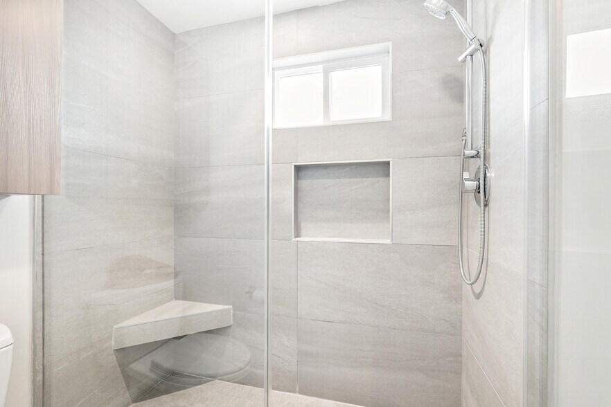 More Photos Of 1743 Butler Ave, Los Angeles Apartments For Sale