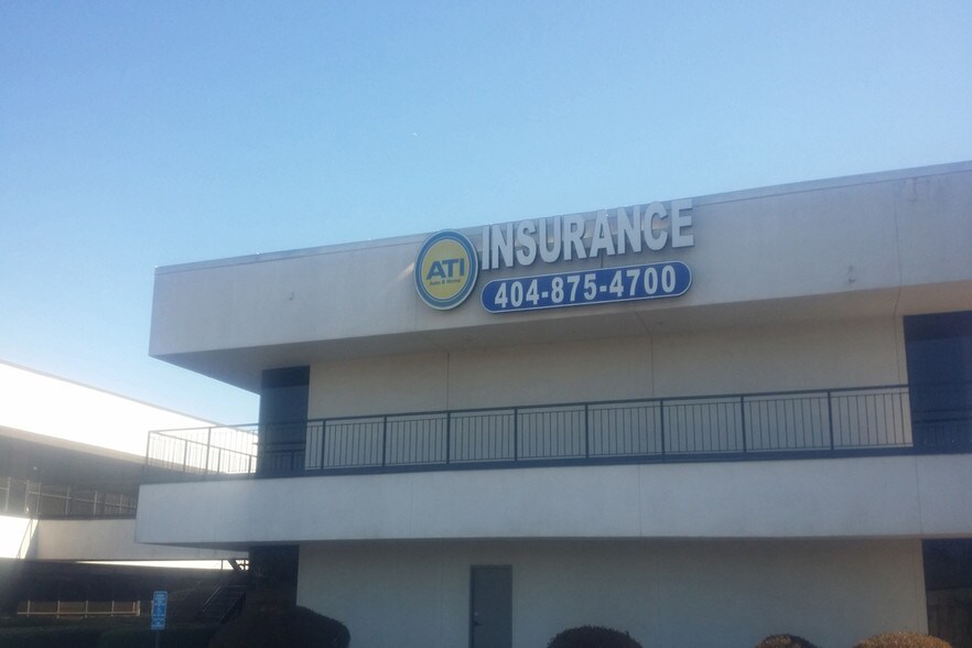 More Photos Of 7094 Peachtree Industrial Blvd, Peachtree Corners Office For Lease
