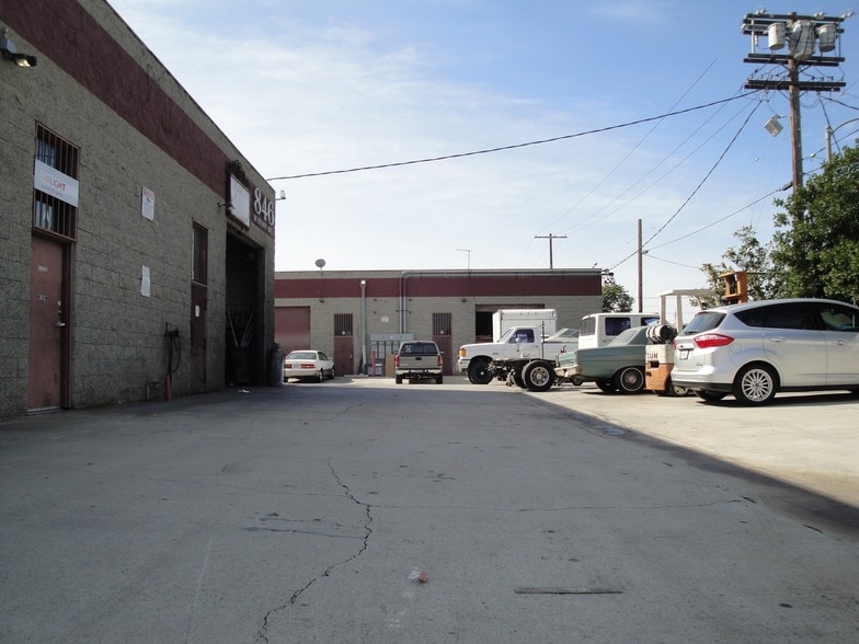 More Photos Of 831 Mahar Ave, Wilmington Unknown For Lease