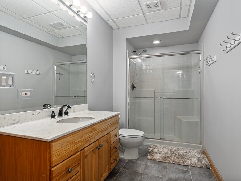 More Photos Of 22660 S Harlem Ave, Frankfort Flex For Sale