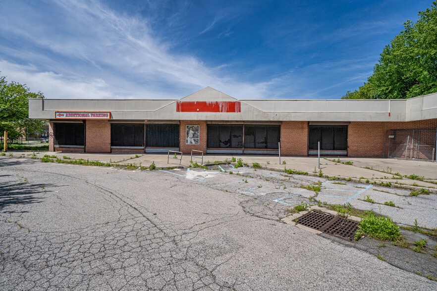 More Photos Of 220-230 S Fulton Ave, Mount Vernon Supermarket For Lease