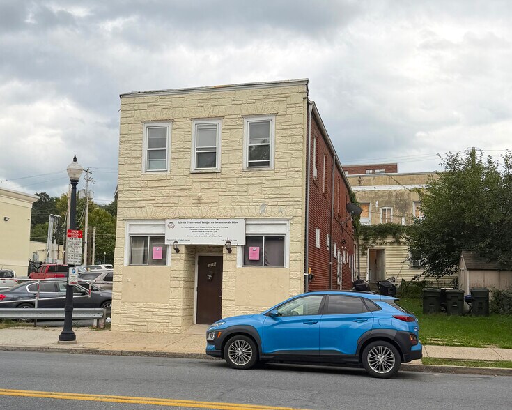 Primary Photo Of 210 E 3rd St, Bethlehem Apartments For Sale