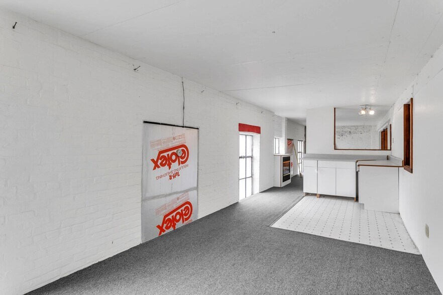 More Photos Of 260 Columbus Ave, Pittsfield Storefront Retail Office For Sale