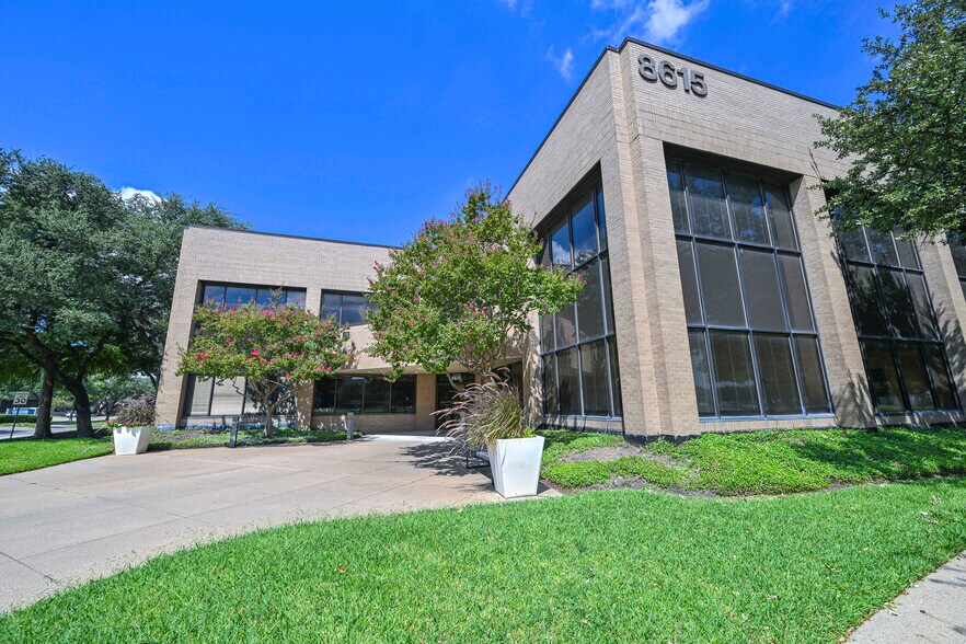 More Photos Of 8615 Freeport Pky, Irving Office For Lease