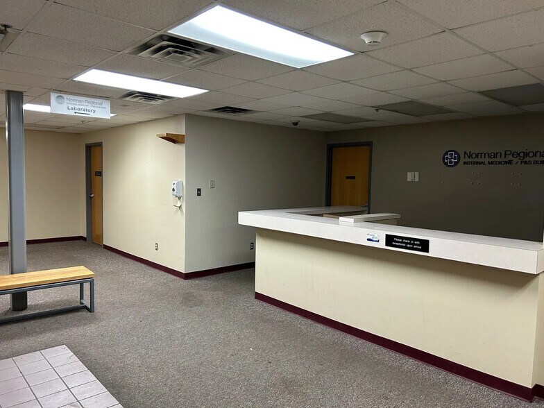 More Photos Of 900 N Porter Ave, Norman Medical For Lease
