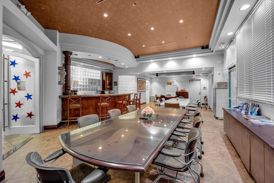 More Photos Of 2801 N Tenaya Way, Las Vegas Medical For Sale