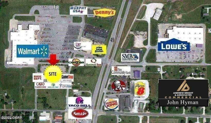 More Photos Of 3201 Lusk Dr, Neosho Storefront For Lease