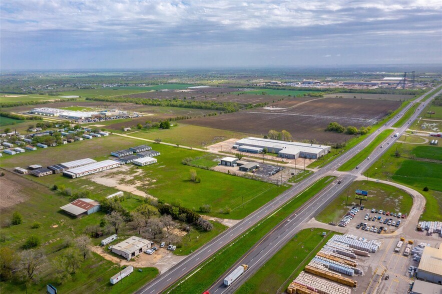 More Photos Of 1101 US-67, Alvarado Land For Sale