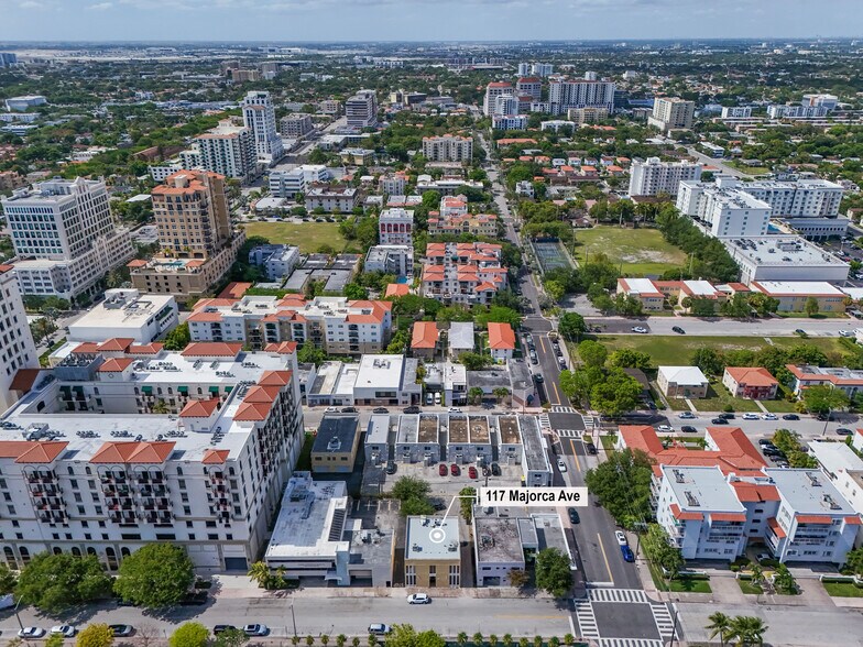 More Photos Of 117 Majorca Ave, Coral Gables Office For Sale