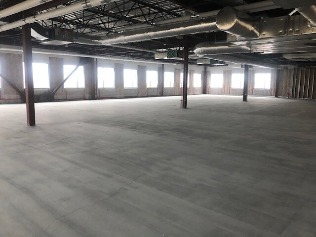 More Photos Of 2480 S Woodworth Loop, Palmer Medical For Lease