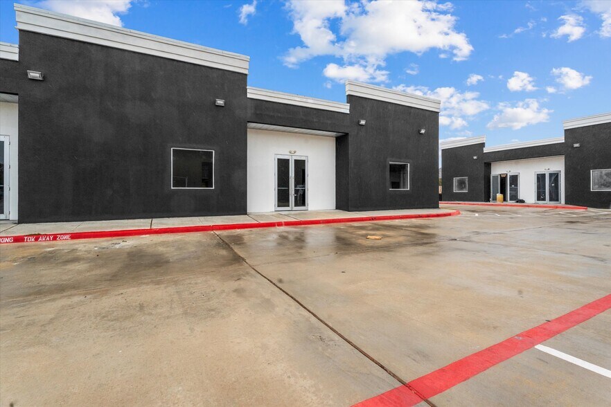 More Photos Of 26605 Cook Field Rd, Katy Light Distribution For Lease