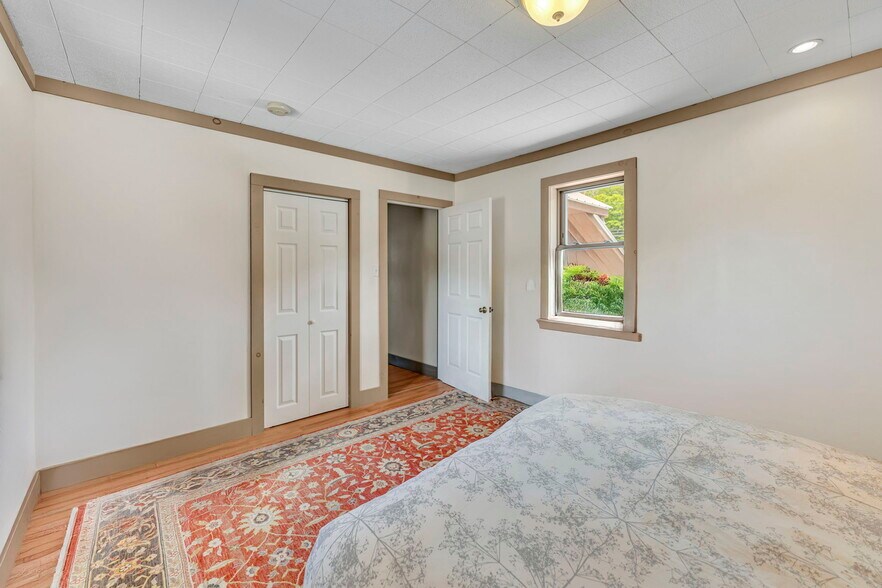More Photos Of 1959 Old Route 17, Roscoe Storefront Retail Residential For Sale